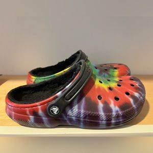 Tie dye fleece lined Crocs